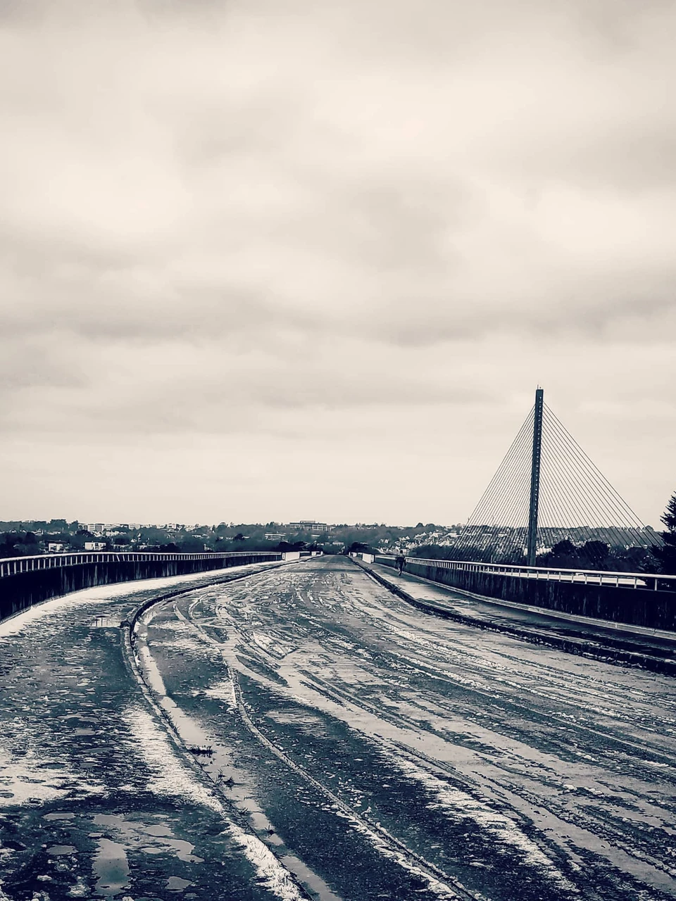 Photo 1 from Benjamin Simier’s Instagram post: A snowy bridge in Bretagne, France 🌨️❄️🌨️🌨️❄️