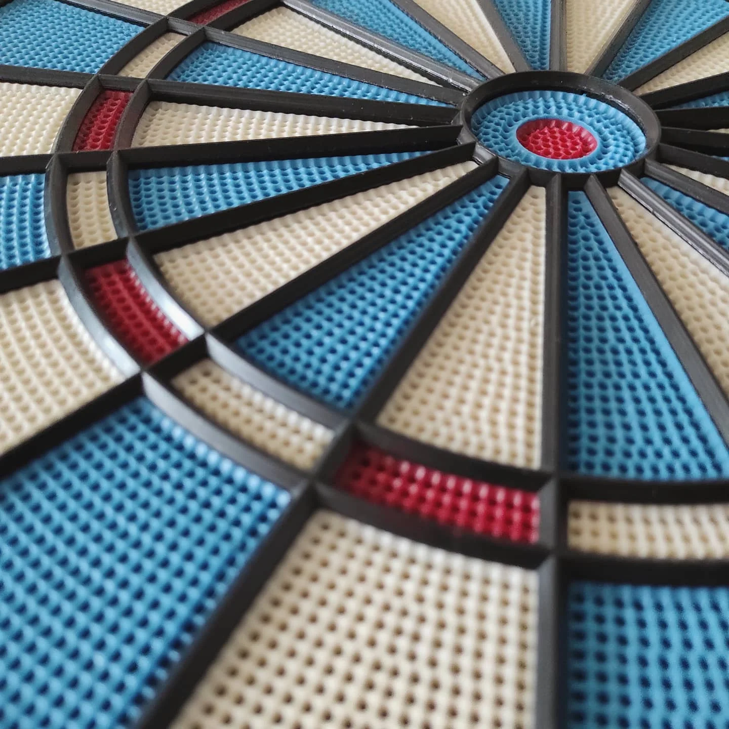 Photo 1 from Benjamin Simier’s Instagram post: Darts game 🎯🎯