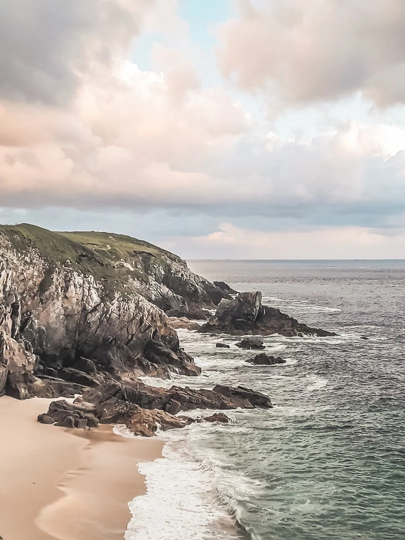 Photo 1 from Benjamin Simier’s Instagram post: Beach in Bretagne in France 🇫🇷🇫🇷