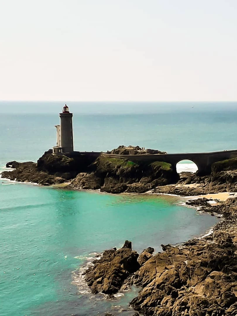 Photo 1 from Benjamin Simier’s Instagram post: Petite balade au phare du Petit Minou en bretagne.