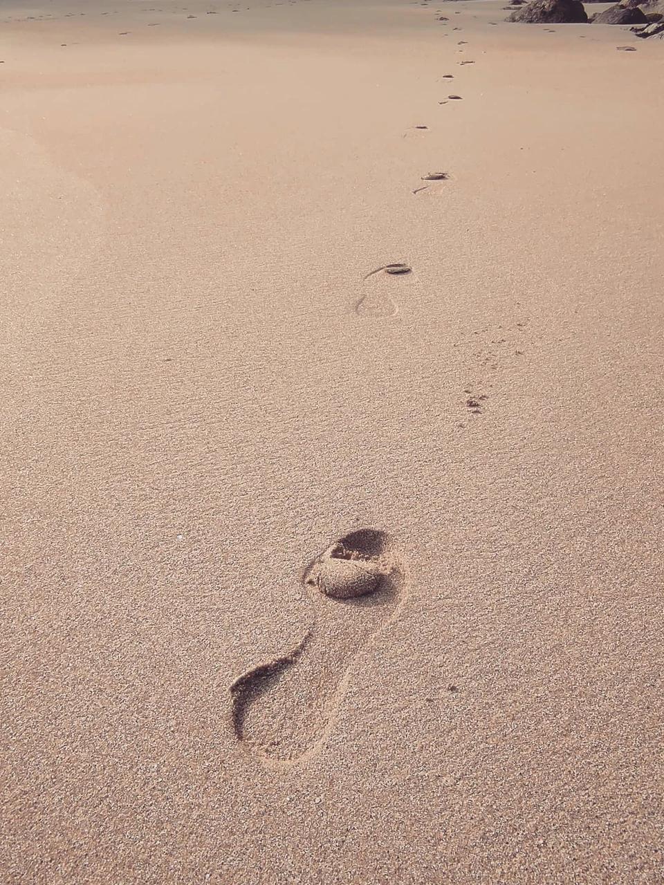Photo 1 from Benjamin Simier’s Instagram post: 👣 Footprint on the beach ⛱️ in Bretagne, France