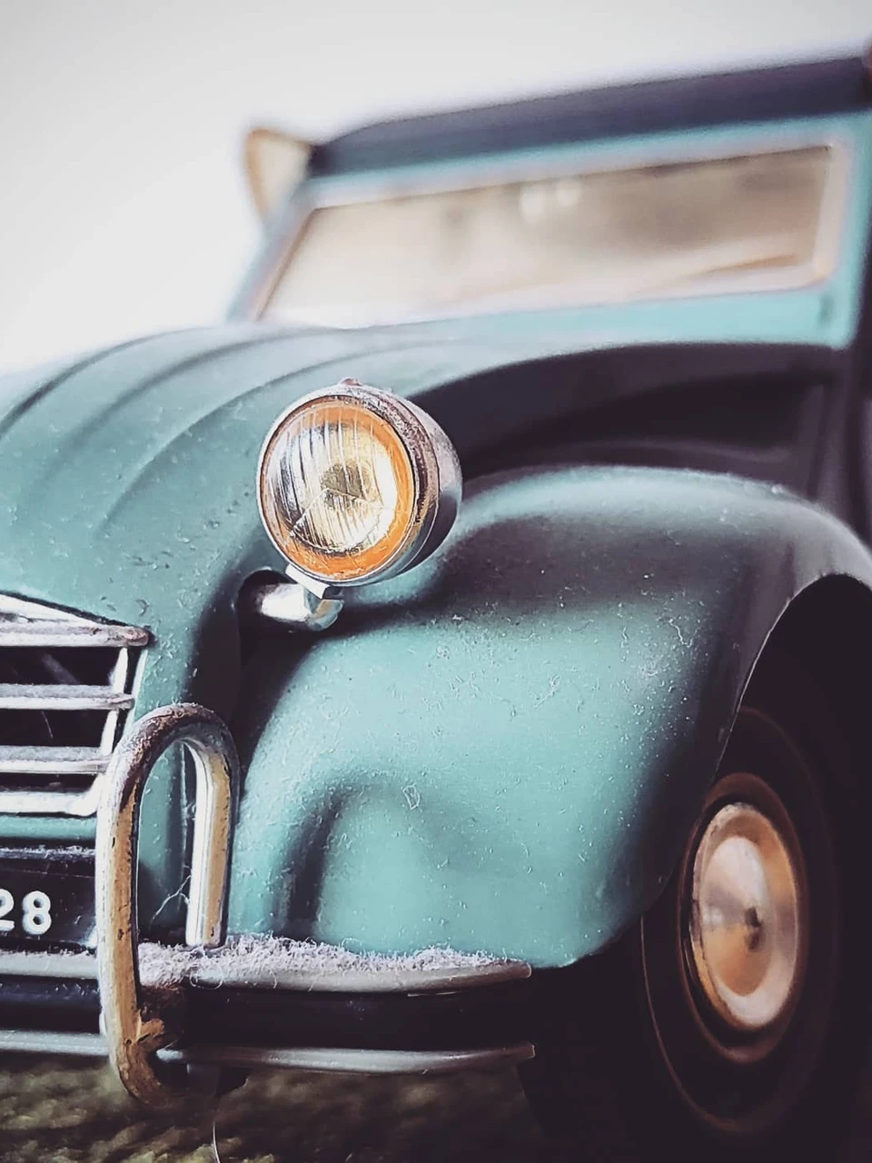 Photo 1 from Benjamin Simier’s Instagram post: Old French blue car - Citroën 2CV 1966 🚙