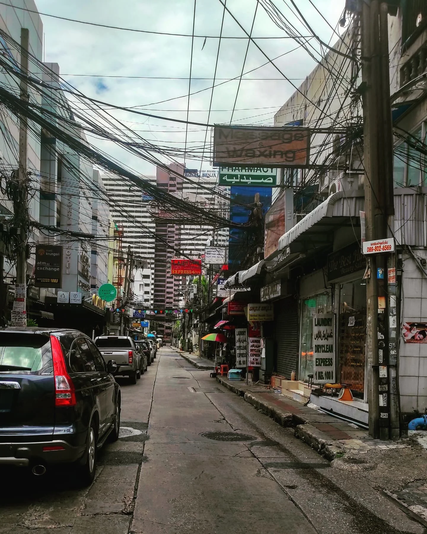 Photo 1 from Benjamin Simier’s Instagram post: Bangkok city 🇹🇭