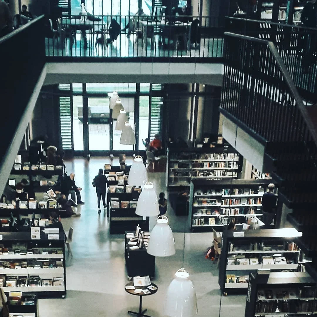Photo 1 from Benjamin Simier’s Instagram post: Working atmosphere at the library
