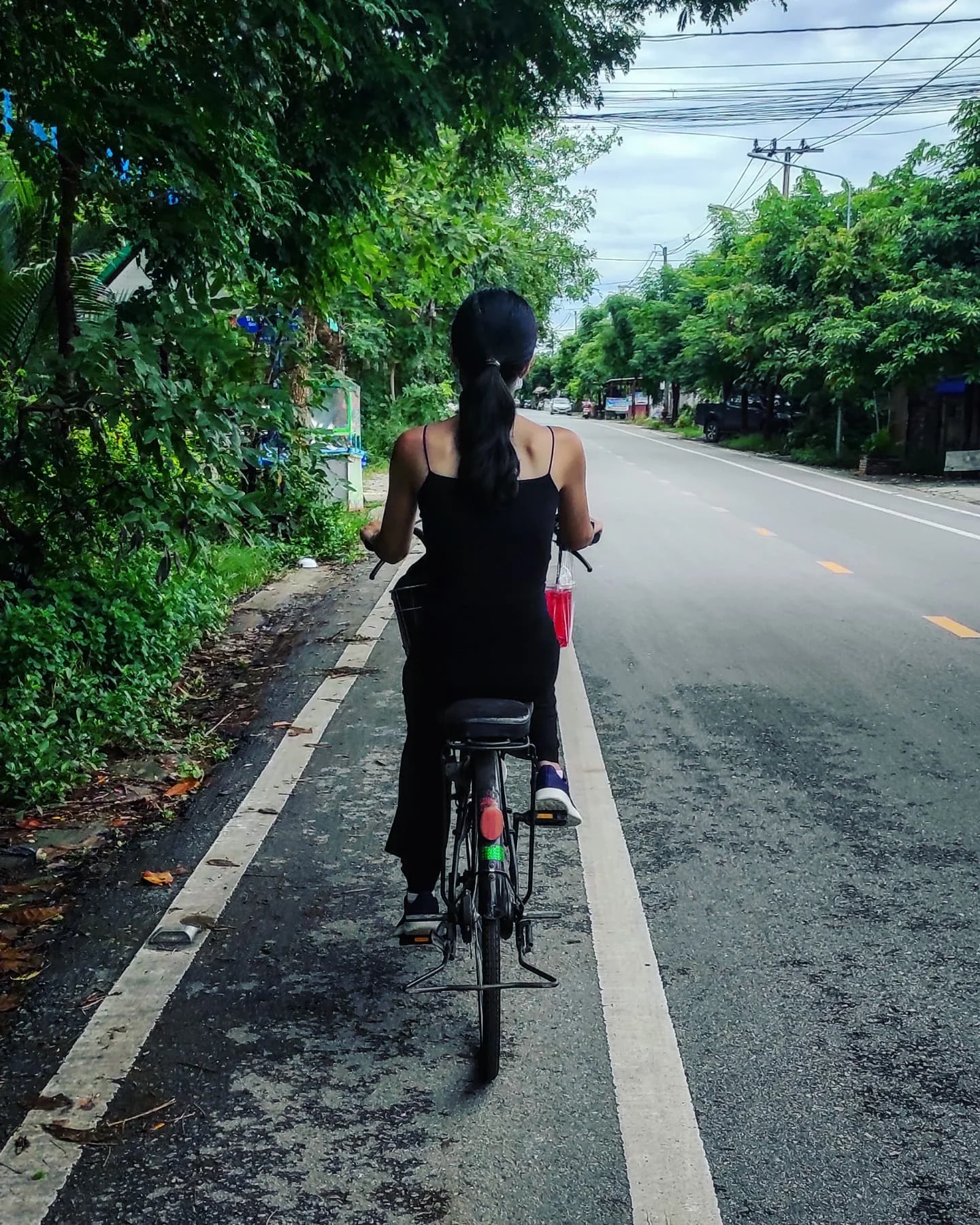 Photo 1 from Benjamin Simier’s Instagram post: Bicycle on the road in Thailand 🇹🇭