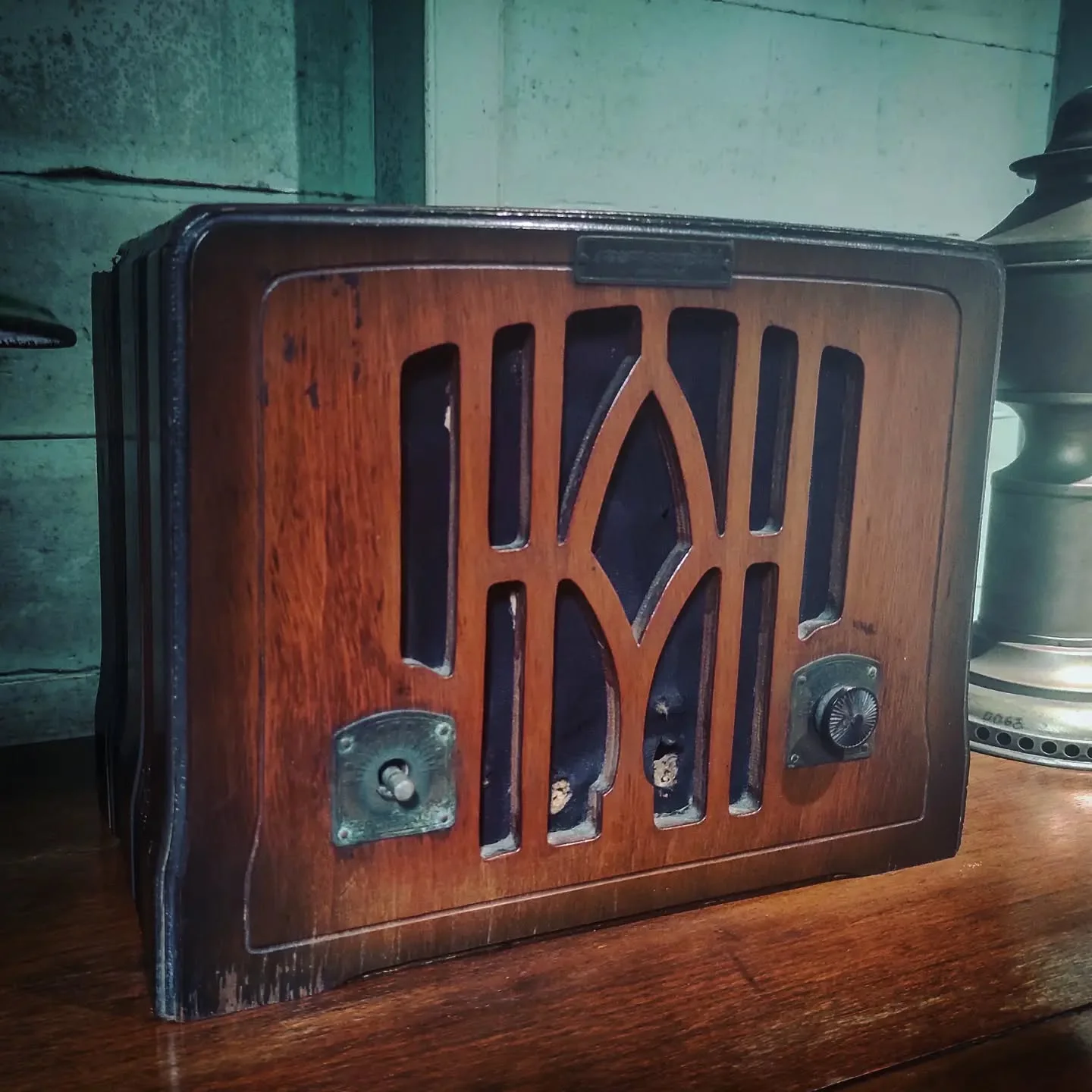 Photo 1 from Benjamin Simier’s Instagram post: Radio before the Second World War