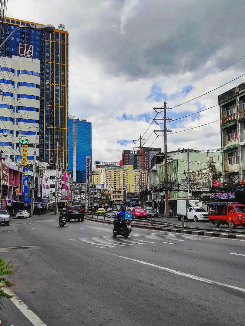 Photo 1 from Benjamin Simier’s Instagram post: Just Bangkok 🇹🇭