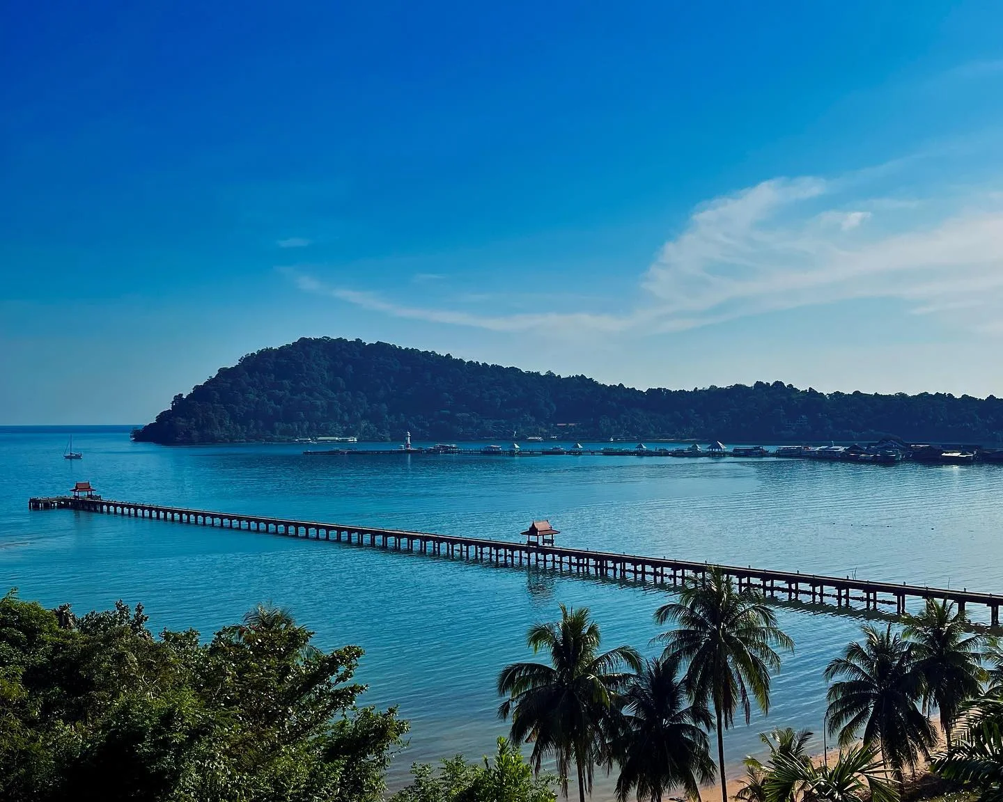 Photo 1 from Benjamin Simier’s Instagram post: Koh Chang 🇹🇭