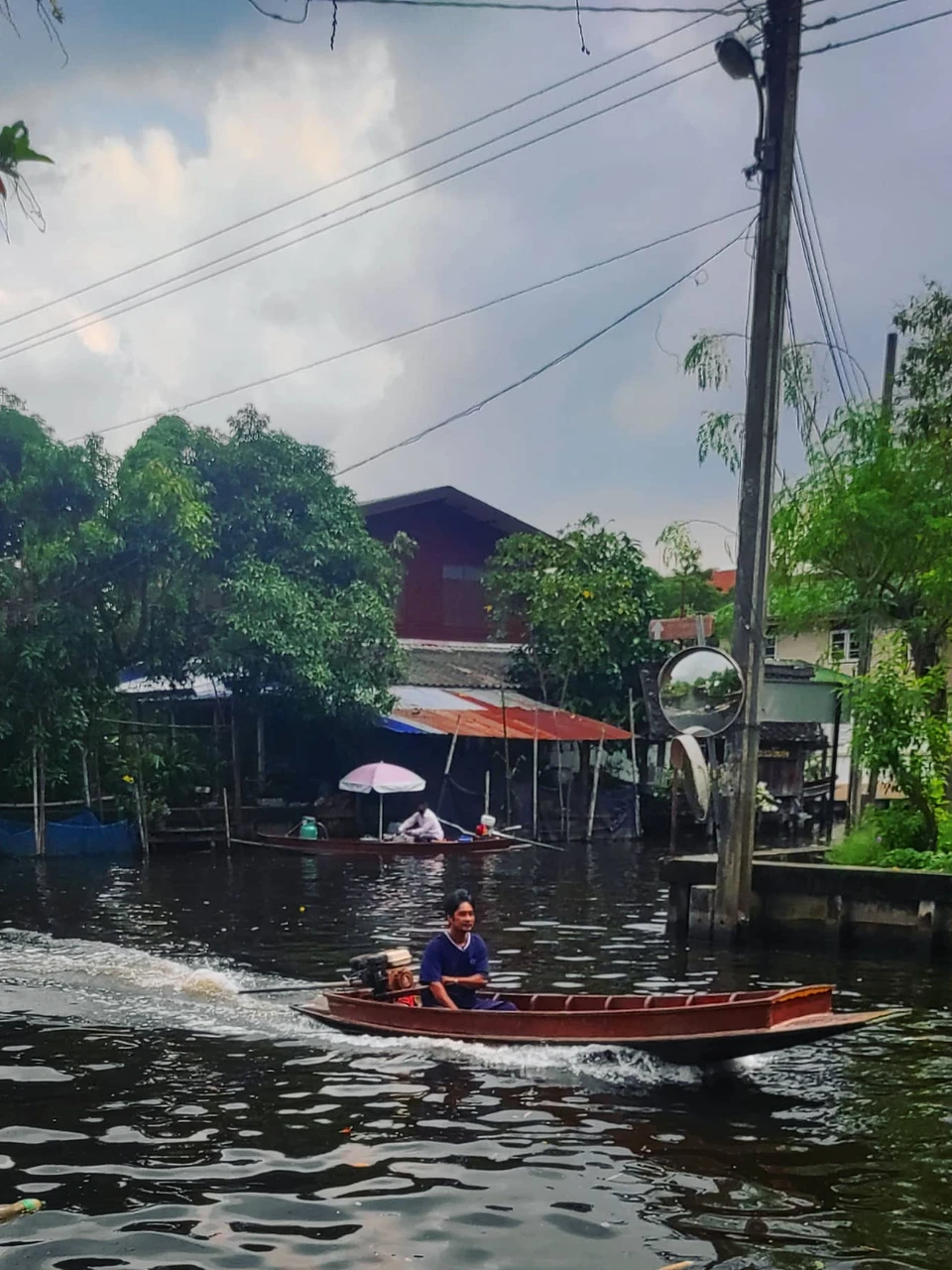 Photo 1 from Benjamin Simier’s Instagram post: Floating market, Bangkok 🇹🇭
