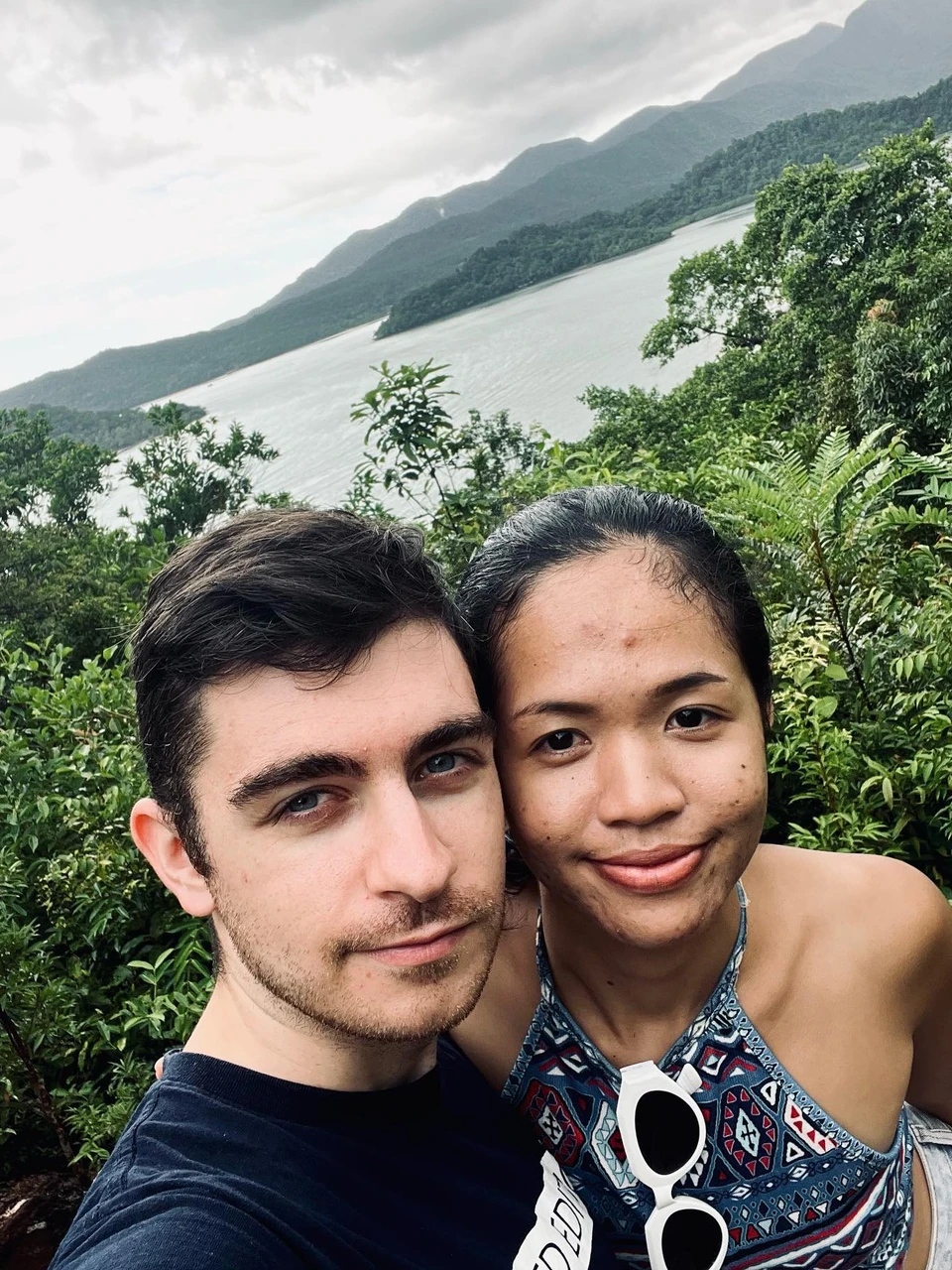 Photo 1 from Benjamin Simier’s Instagram post: Couple selfie at Koh Chang 🇹🇭