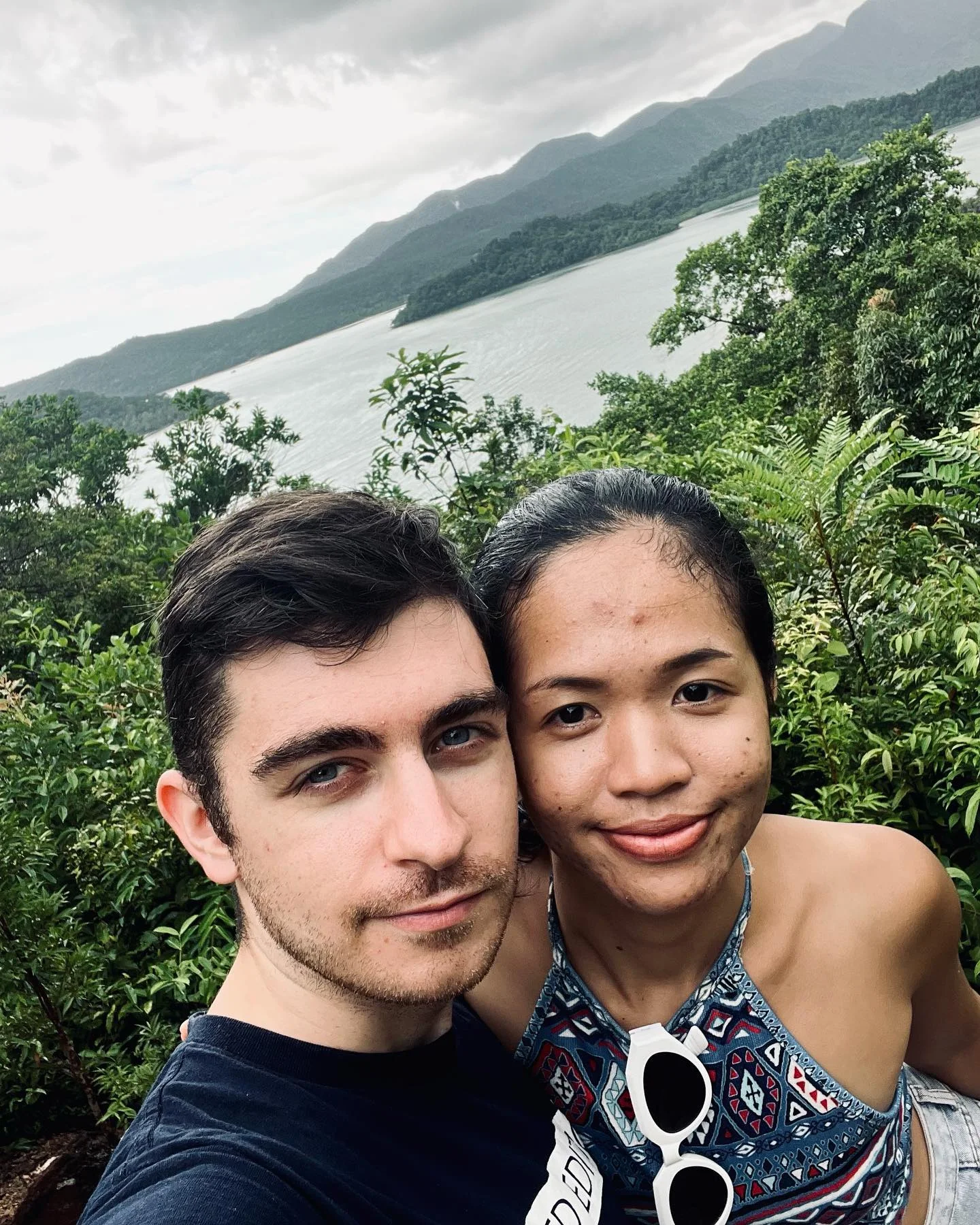 Photo 1 from Benjamin Simier’s Instagram post: Couple selfie at Koh Chang 🇹🇭