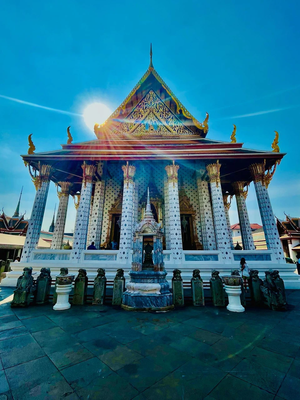 Photo 1 from Benjamin Simier’s Instagram post: Wat Arun, Thailand 🇹🇭