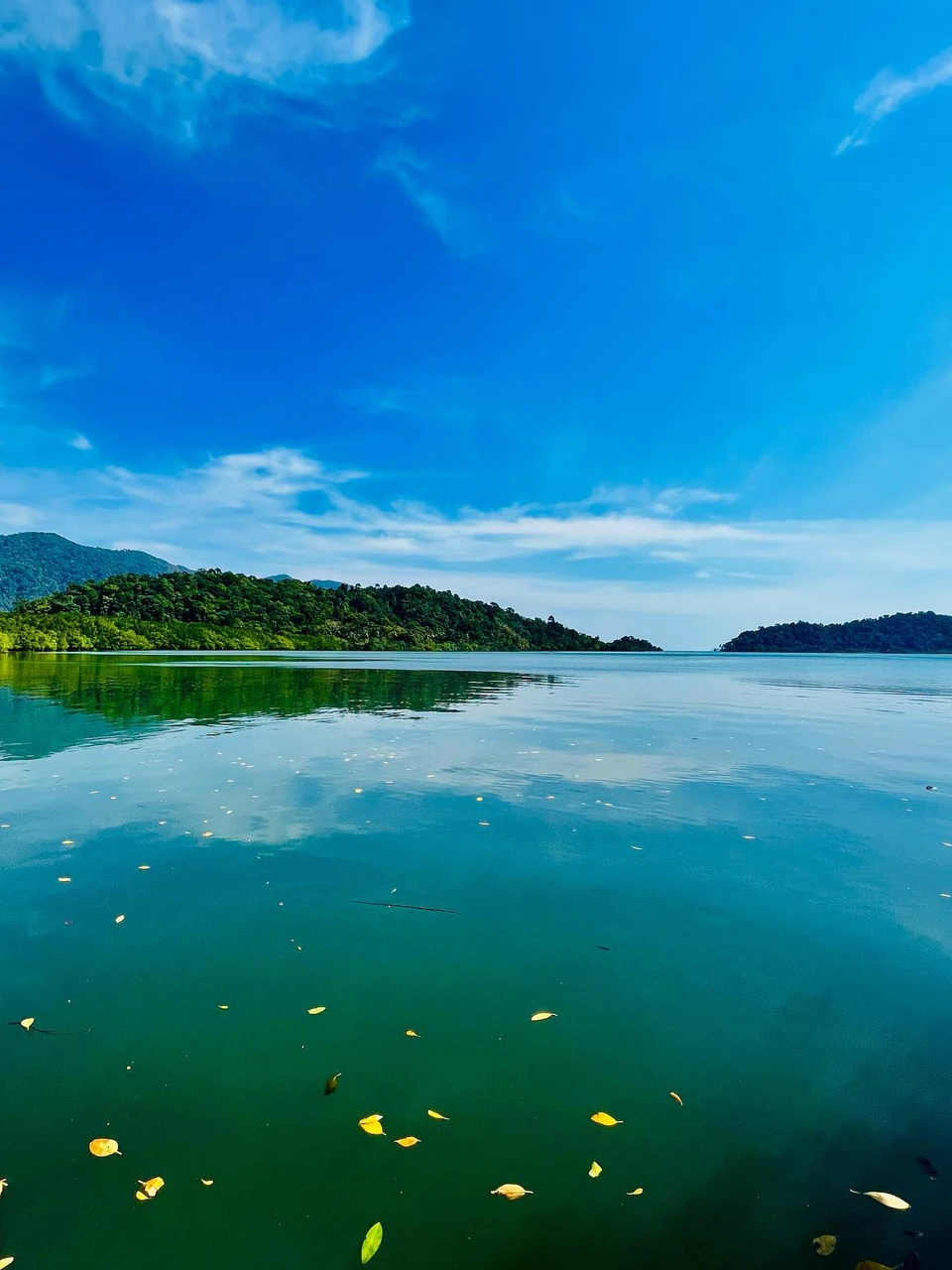 Photo 1 from Benjamin Simier’s Instagram post: Koh Chang 🇹🇭