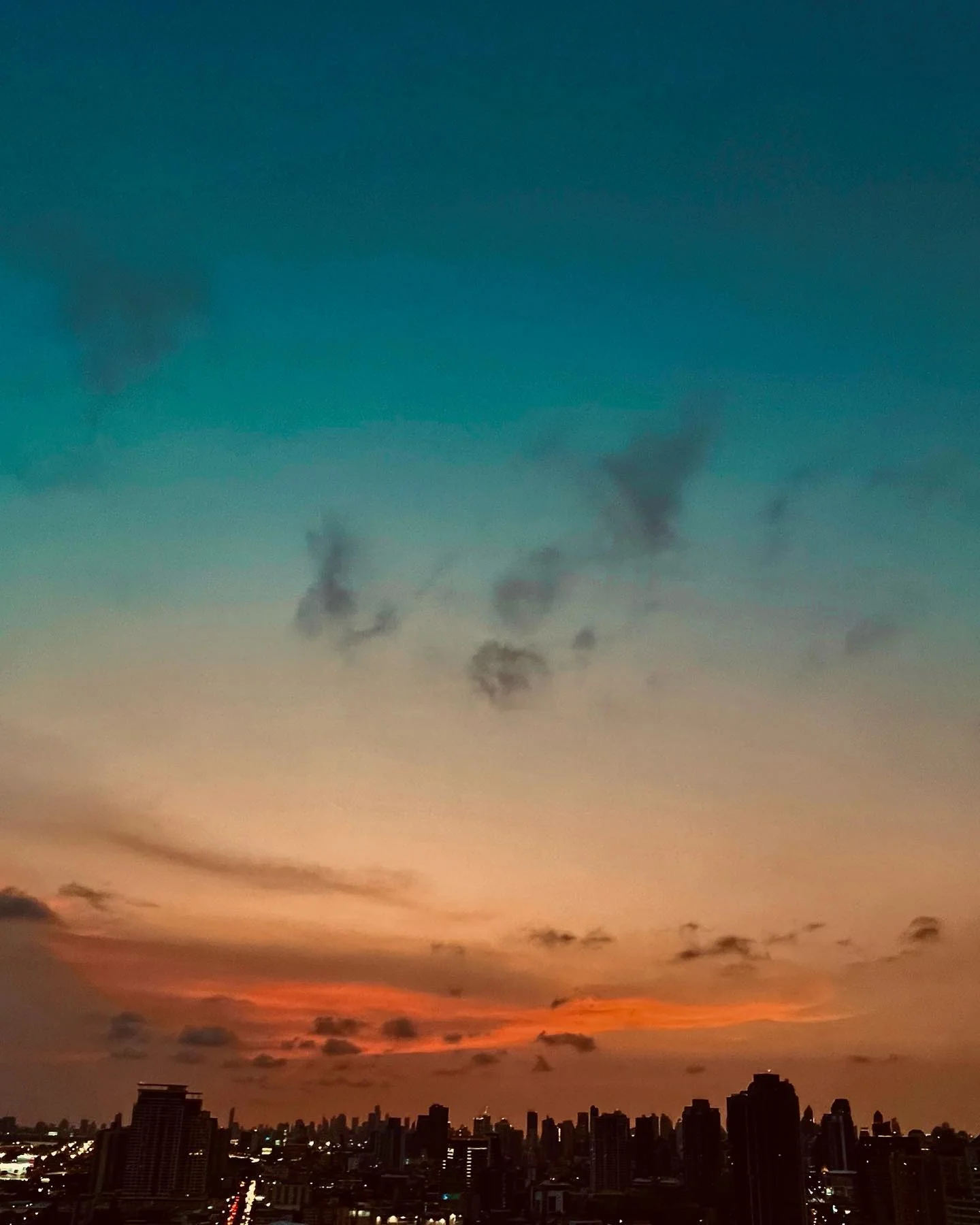 Photo 1 from Benjamin Simier’s Instagram post: Just a beautiful sky from the balcony