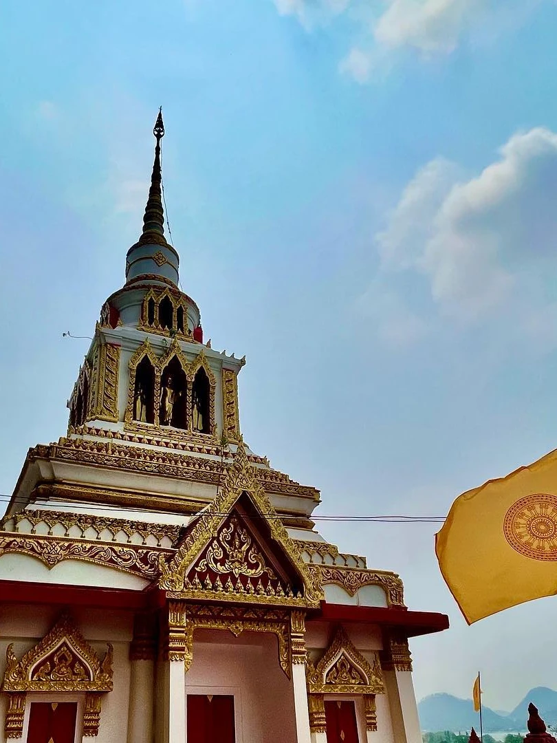 Photo 1 from Benjamin Simier’s Instagram post: The Temple on the mountain in Thailand 🇹🇭🏔️
