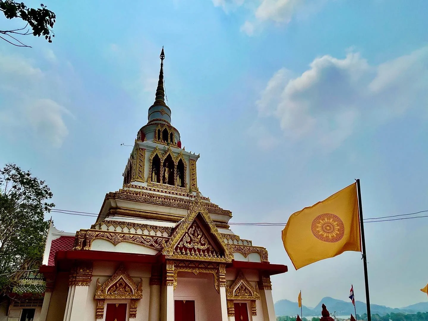 Photo 1 from Benjamin Simier’s Instagram post: The Temple on the mountain in Thailand 🇹🇭🏔️