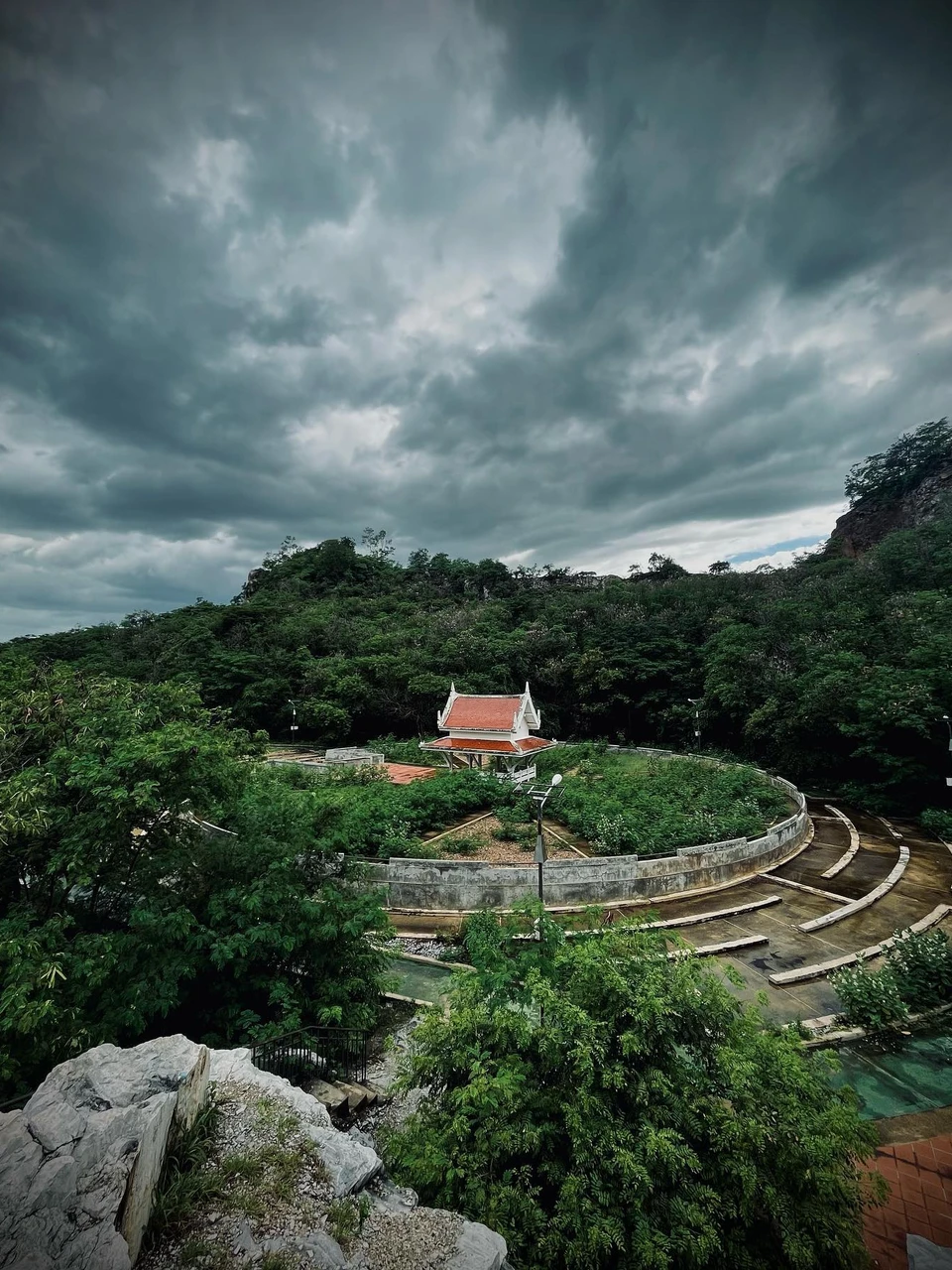 Photo 1 from Benjamin Simier’s Instagram post: Ratchaburi in Thailand 🇹🇭