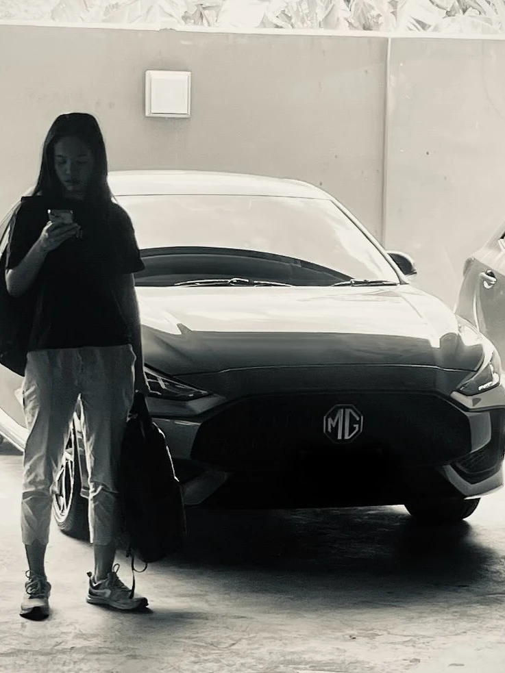 Photo 1 from Benjamin Simier’s Instagram post: Girl and car 🚗