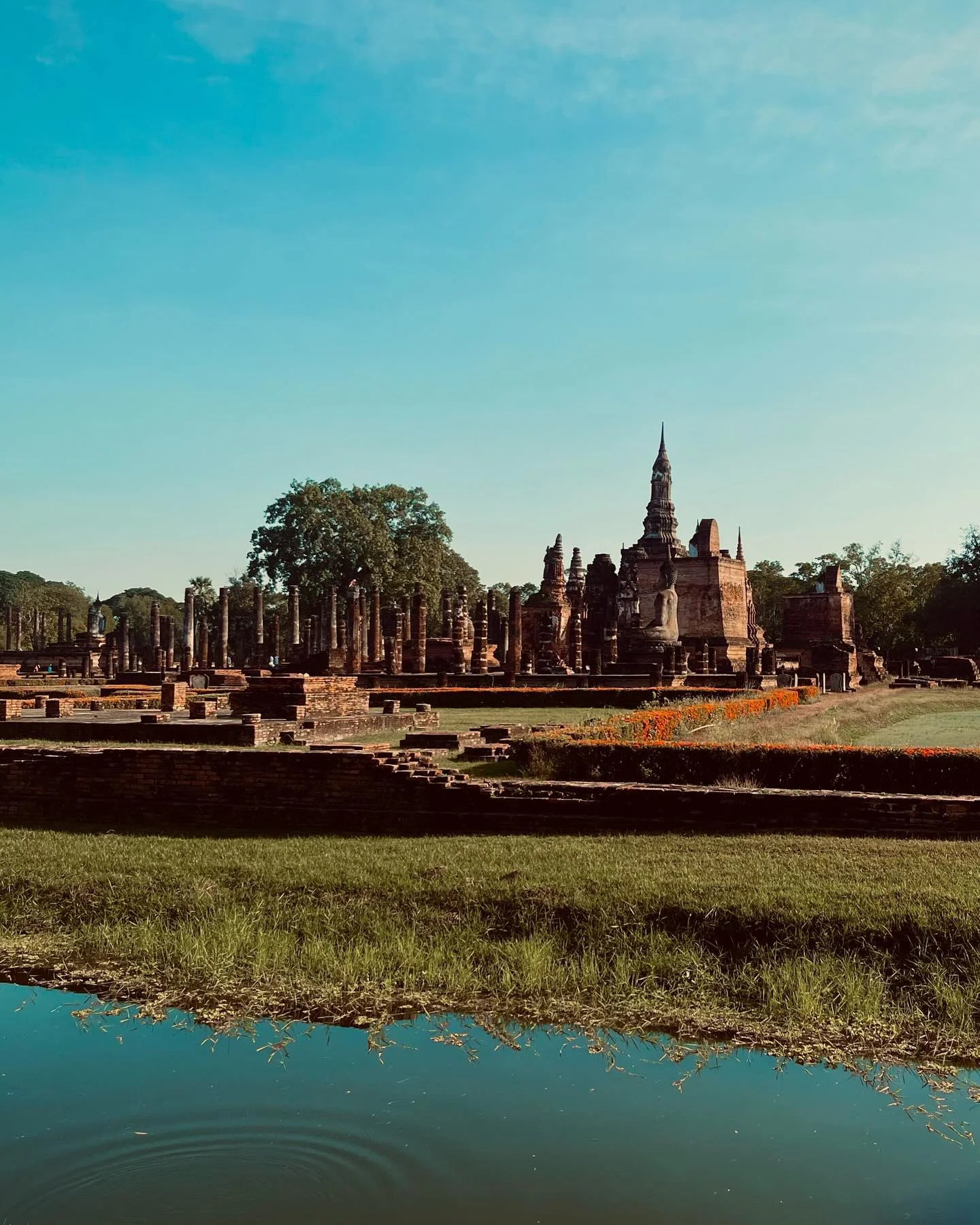 Photo 1 from Benjamin Simier’s Instagram post: Sukothai, Thailand 🇹🇭