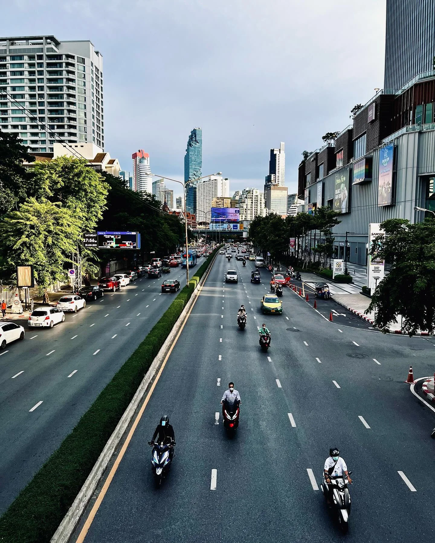 Photo 1 from Benjamin Simier’s Instagram post: Just a day at Bangkok 🇹🇭