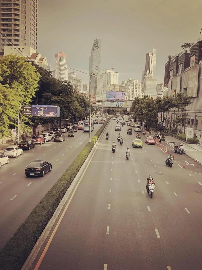 Photo 1 from Benjamin Simier’s Instagram post: Bangkok - กรุงเทพมหานคร 🇹🇭