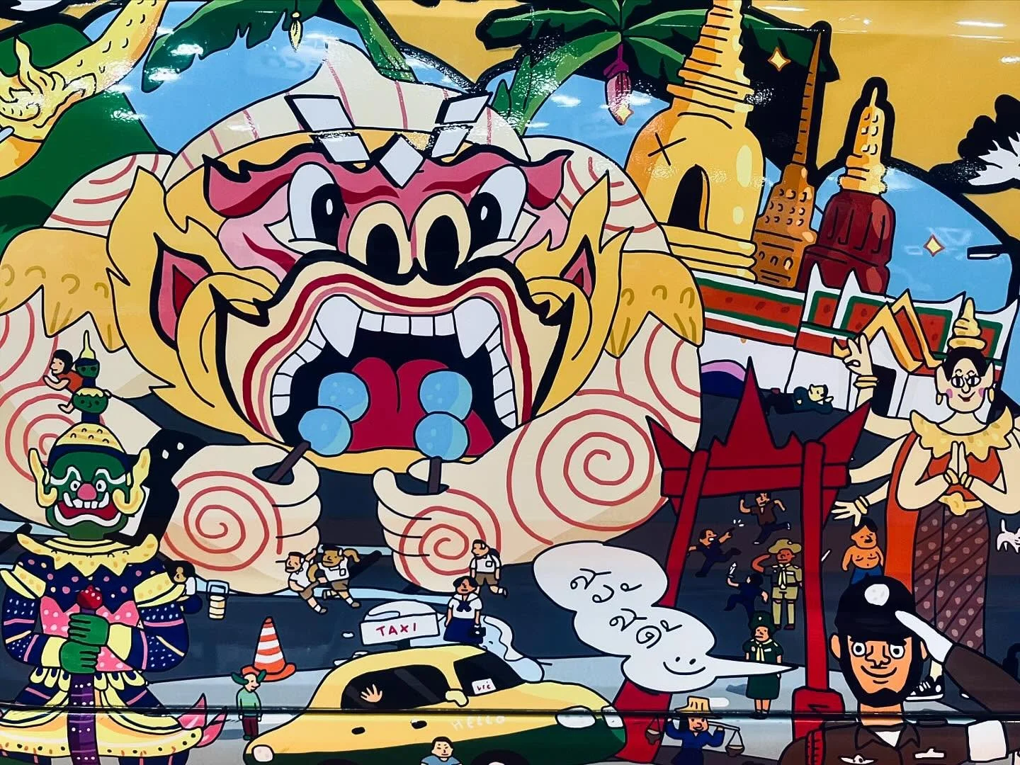 Photo 1 from Benjamin Simier’s Instagram post: Beautiful art on the car at Bangkok 🚗 🎨