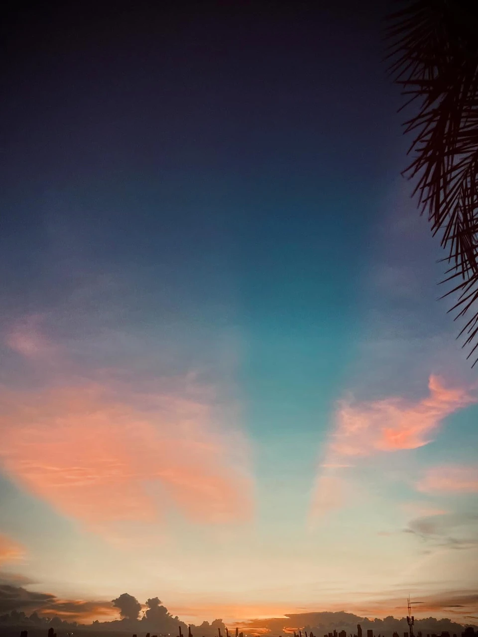 Photo 1 from Benjamin Simier’s Instagram post: Just a beautiful sky from the condo in the evening