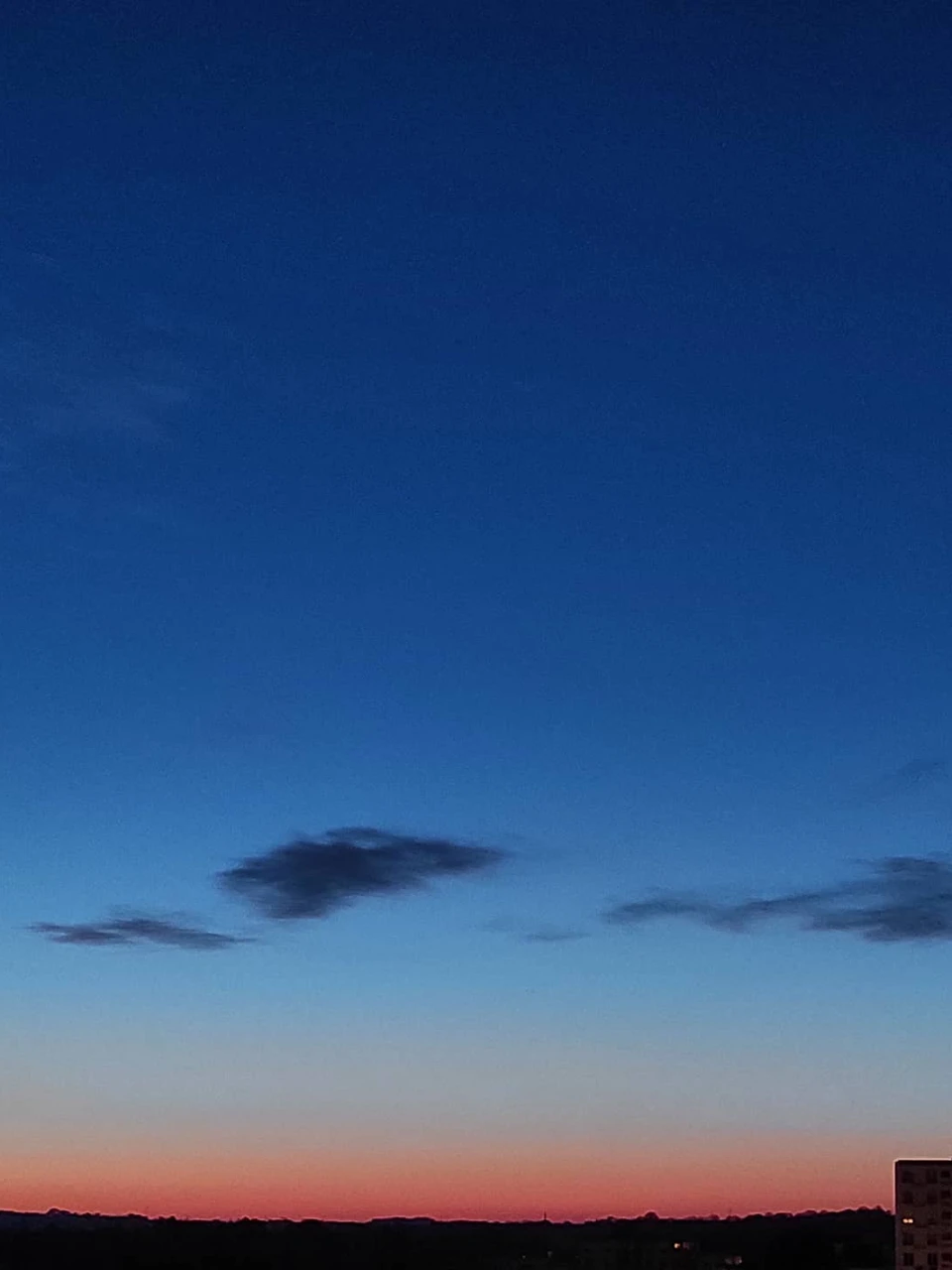 Photo 1 from Benjamin Simier’s Instagram post: French automn sky in the evening 🌆 ☁️