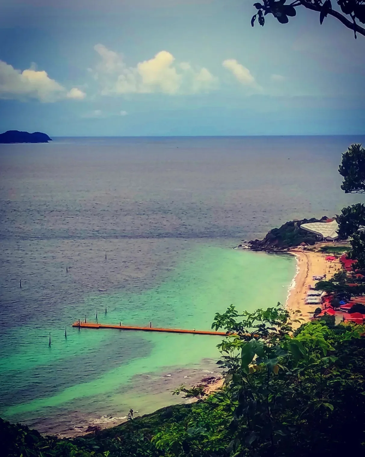 Photo 1 from Benjamin Simier’s Instagram post: The morning view 🇹🇭