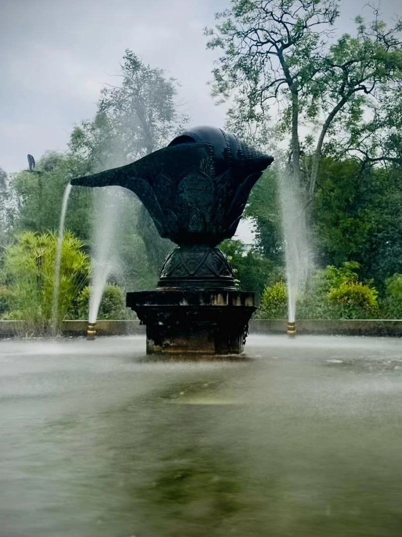 Photo 1 from Benjamin Simier’s Instagram post: Bangkok park 🇹🇭