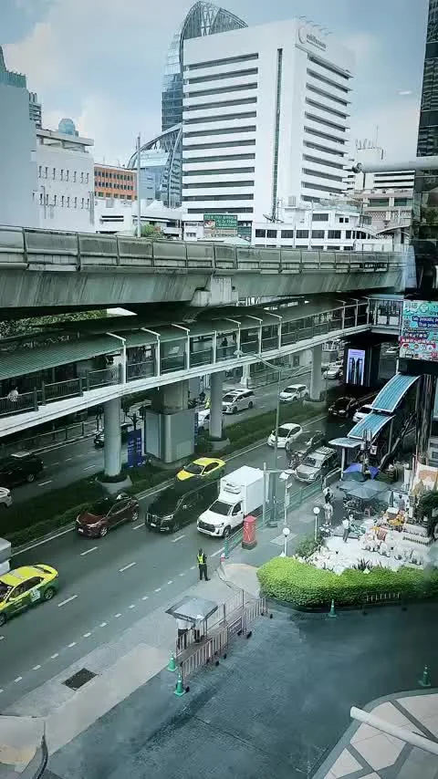 Video cover from Benjamin Simier’s Instagram reel: Bangkok traffic 🚗 🚙