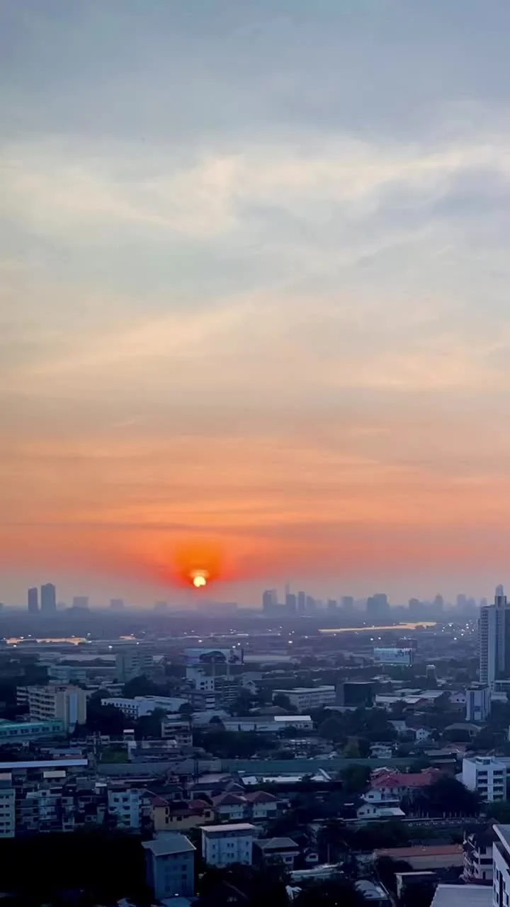 Video cover from Benjamin Simier’s Instagram reel: Sunset 🌆